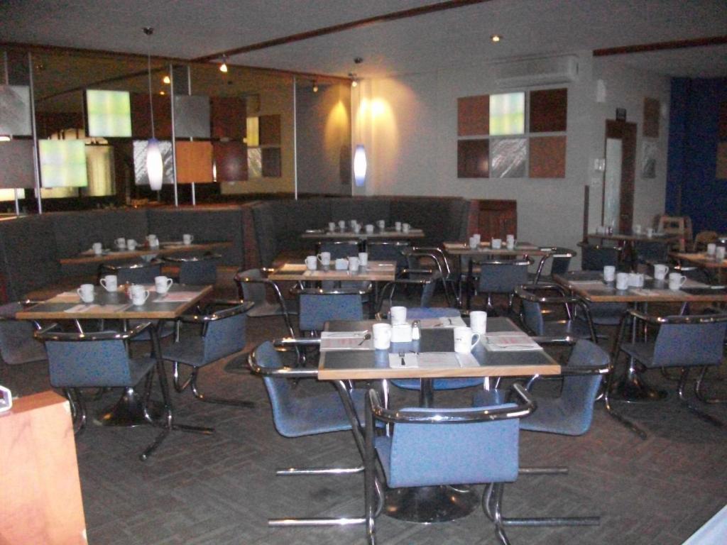 Motel Princesse Chicoutimi Buitenkant foto