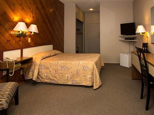 Motel Princesse Chicoutimi Buitenkant foto