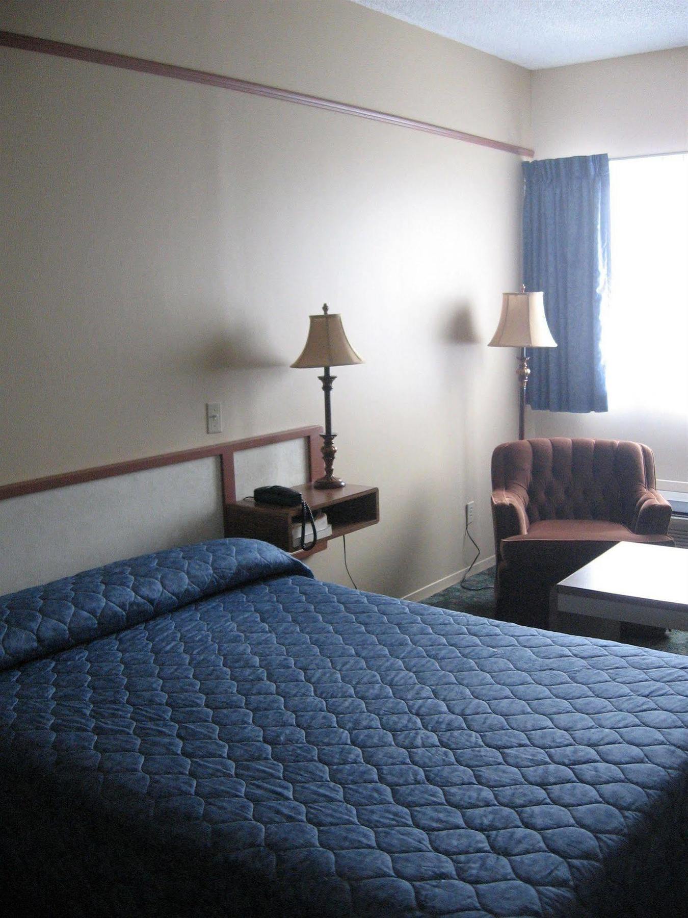 Motel Princesse Chicoutimi Buitenkant foto
